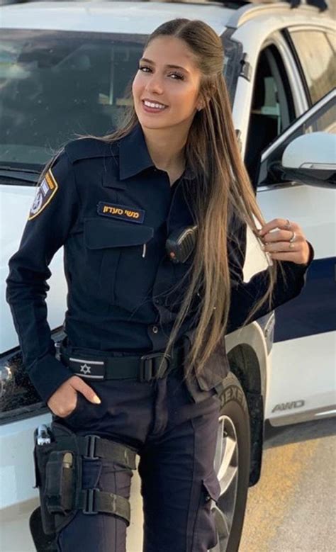 Pin On Mujeres Policia