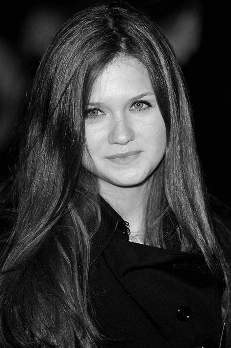 In 2012, she graduated with a bachelor of arts degree. Bonnie Wright | Bonnie wright, Bonnie francesca wright ...