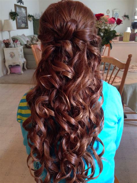 Updo Curls Flower Girl Cute Curly Hairstyles Curly Girl Hairstyles