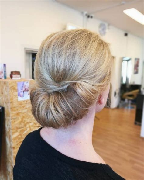 The 26 Most Elegant Mother Of The Bride Hairstyles Youll Ever See