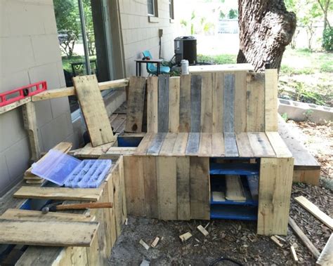If you're going to put your basic woodworking skills to good use to we'd definitely suggest taking a look at how urban jane transformed an old wooden coffee table into a lovely bench with a skirt and cushions in just a. DIY Pallets Patio Corner Bench with Table | Pallet Ideas