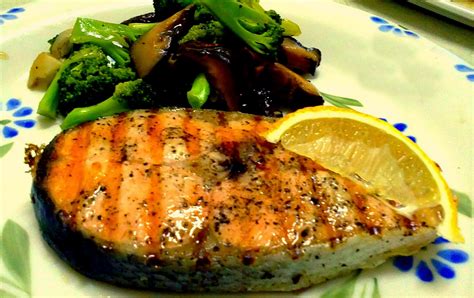 Salmon merupakan jenis ikan yang sangat terkenal dengan khasiatnya. Resepi Ikan Salmon Panggang ~ Resep Masakan Khas