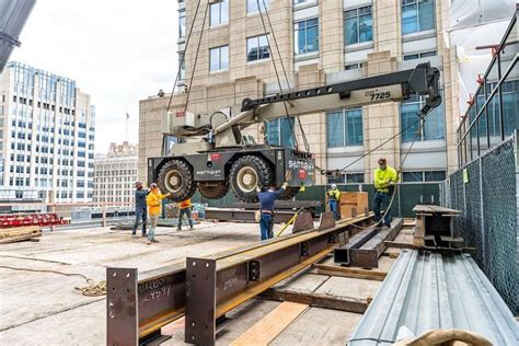 Carry Deck Crane Becomes Hero Of Rooftop Construction Projec Crane