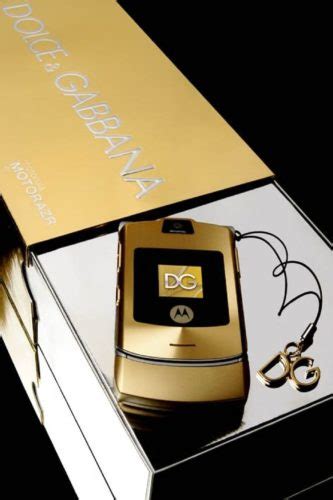 Motorola And Dolce Gabbana Unveil New Gold Silver RAZR V3i