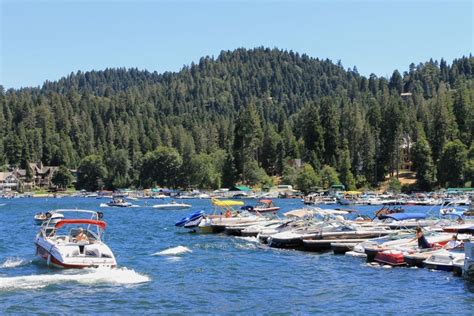 We offer weekly and weekend vacations rentals as well as full time rentals in the lake arrowhead and surrounding areas. Lake Arrowhead Leisure, Fun & Fashion - STYLEAT30