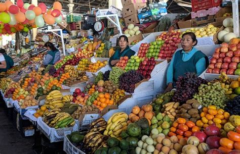 Peru Markets The Market Experience In Cusco And Lima Savvy Exploring