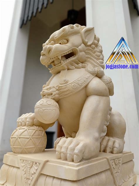 80 lapis batu alam andesit susun sirih 3x30cm, fin stone coat teks stainless steel arial bold 28cm, t=5cm teks stainles steel arial bold 22cm, t=5cm list beton lebar 10cm, tebal 5cm 130 150. Patung samsi dari batu alam putih