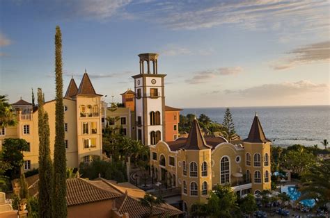 We open the doors to a dream vacation. Bahía del Duque - Teneriffa | jetzt bei LANDMARK buchen