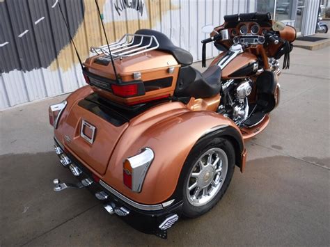 It started as this 2011 harley davidson ultra classic cvo. 2008 Harley-Davidson Ultra Classic Trike CSC