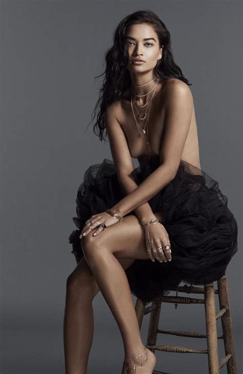 Topless Victorias Secret Model Shanina Shaik Sizzles In Sexy Naked Shoot Daily Telegraph