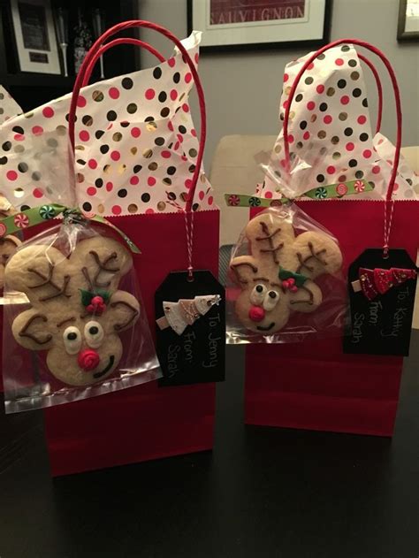 You can add toffee or chocolate melt for easier decoration as an alternative.this idea is so creative —upside down gingerbread men = reindeer cookies ! Gingerbread Cookie cutter flipped upside down to make ...