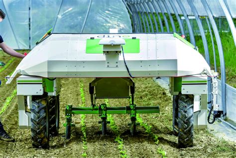 Les Robots Agricoles De Naïo Technologies Lèvent 2 Millions Deuros L