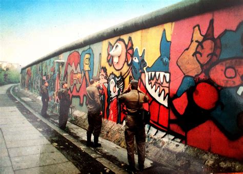 A La Rencontre Du Peintre Du Mur De Berlin Magcentre