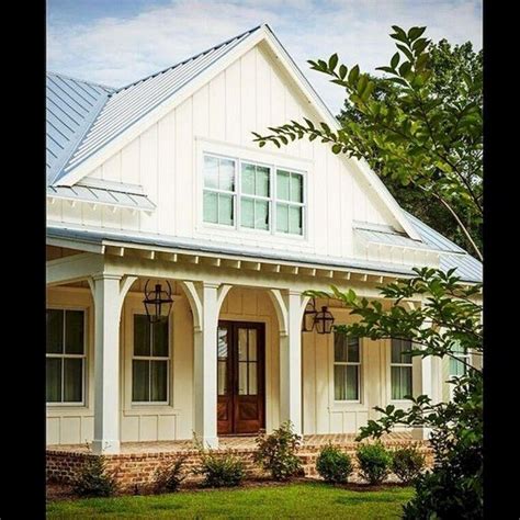 70 Awesme Small Front Porch Makeover Design Ideas Porch Porcelain