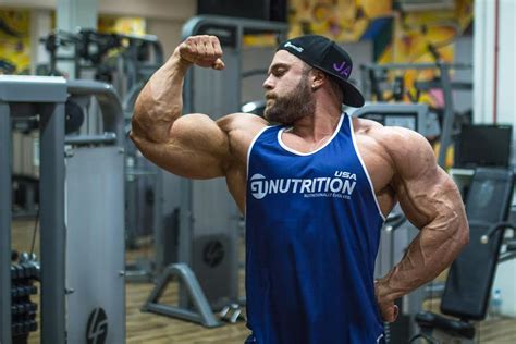 Would you like to share? Worldwide Bodybuilders: Brazilian muscle twins Vitor Hugo ...