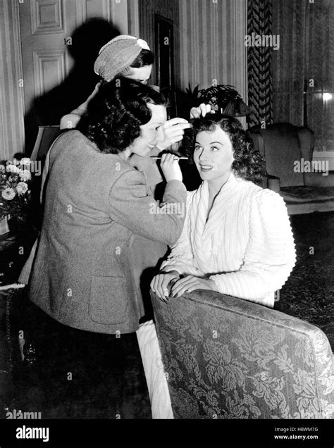The Ghost Breakers Paulette Goddard Right Having Her Hair And Makeup
