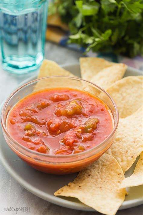 This Easy Homemade Salsa Recipe Is Made With Loads Of Fresh Tomatoes And Peppers And Can Be