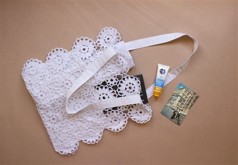 Delicately Crafty 15 Pretty Things Made With Lace Doilies Lace