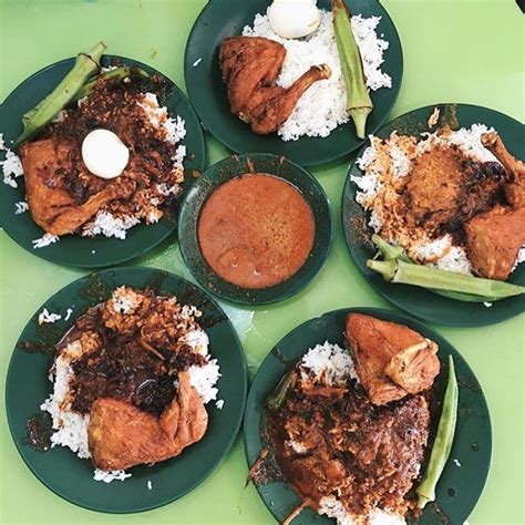 Nasi kandar merupakan makanan yang cukup terkenal dan ikonik di pulau pinang. Top 10 Best Nasi Kandar in Penang You Need To Try - Penang ...