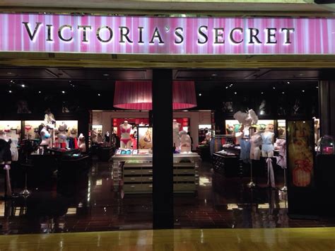 Victorias Secret Store Lingerie 1218 Northbrook Ct Northbrook Il