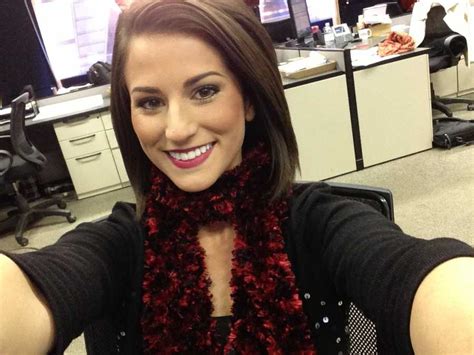 Images Wlky Celebrates Selfie As Word Of The Year 2013