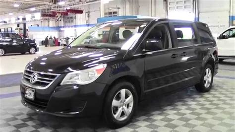 It has all the refinements and. 2010 Volkswagen Routan SEL 1U150111 - YouTube
