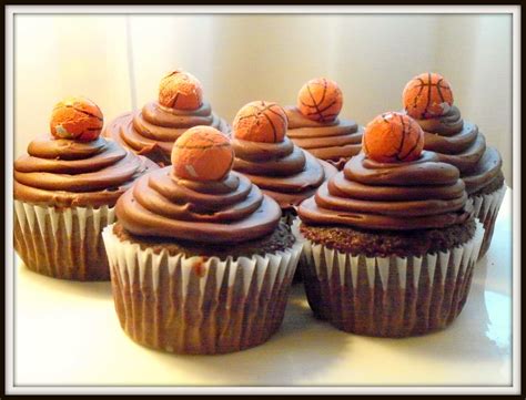 Gretas Blog Basketball Cupcakes