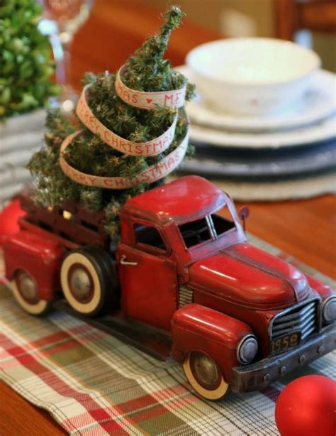 20 Old Truck Christmas Decor Homyhomee