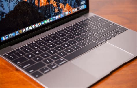 Apple Macbook 2017 Review More Speed Better Keyboard