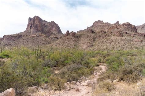 9 Amazing Superstition Mountains Hikes For Your Bucket List Karabou