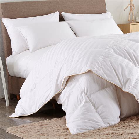 Puredown All Season White Down Comforter 600 Fill Power With Baffled
