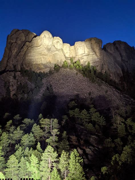 Rushmore Glows Fan Photofridayblack Hills And Badlands South Dakota