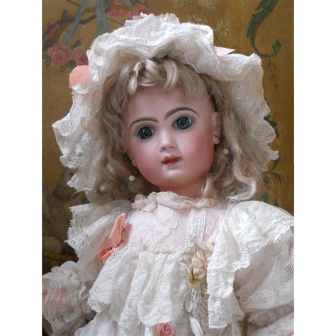 Most Beautiful French Dolls Dress With Matching Bonnet Antique