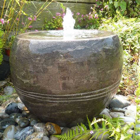Black Vase Fountain Outdoor Water Features Water Features In The