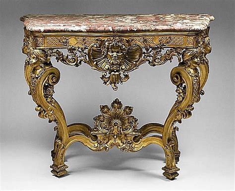 A Guide To Identifying French Antique Furniture