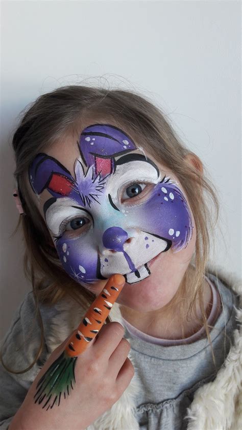 How to use a face paint brush: Cute bunny #facepainting #easter #facepaintingideas | Face ...