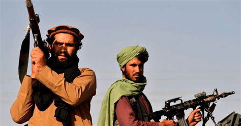 afganistán talibanes matan a 34 soldados de la resistencia en panjshir y toman 11 puestos de