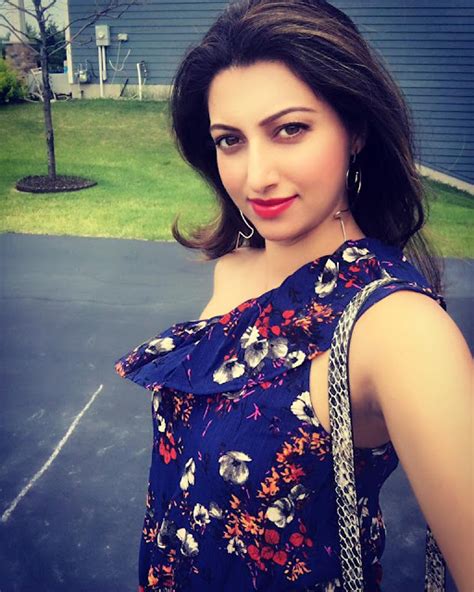 Hot Actress Hamsa Nandini New Images Shared On Instagram Imagedesi Com