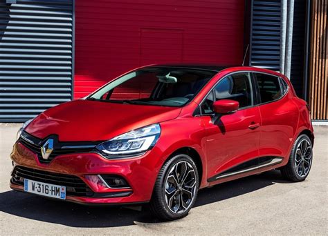 Facelifted Renault Clio 2016 First Drive Za