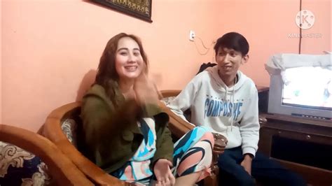 Wawancara Keseharian Bareng Lilis Suganda Yuk Cek Youtube