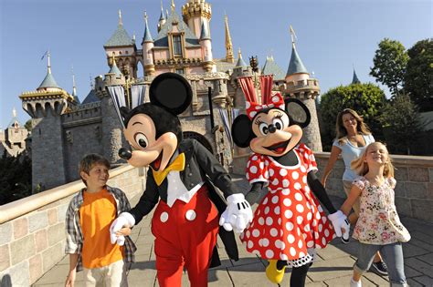 Disneyland Resort And Disneys California Adventure Park