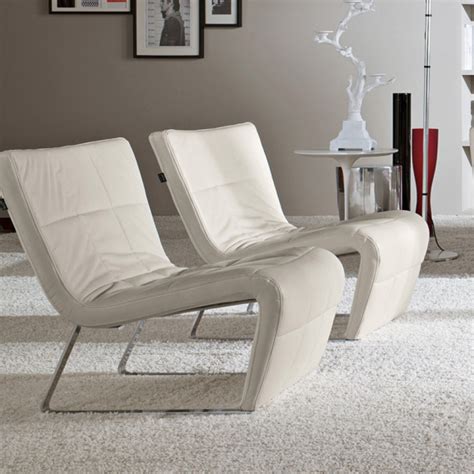 Built using solid hardwood and 100% genuine. Roulette White Leather Designer Armchair