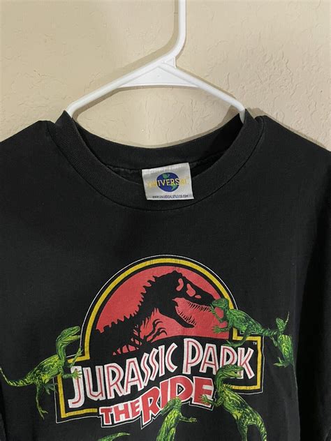 Vintage Jurassic Park 90s Universal Studios T Shirt Gem