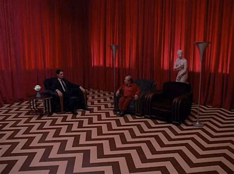 A Berlino Cè Un Bar Ispirato Alla Loggia Nera Di Twin Peaks Con Il