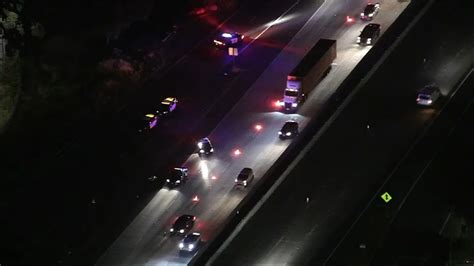 Man Struck Killed While Walking On 101 Freeway In Woodland Hills