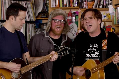 Watch Jimmy Eat World’s Joyous ‘Tiny Desk’ Concert | KFMU Solar Powered