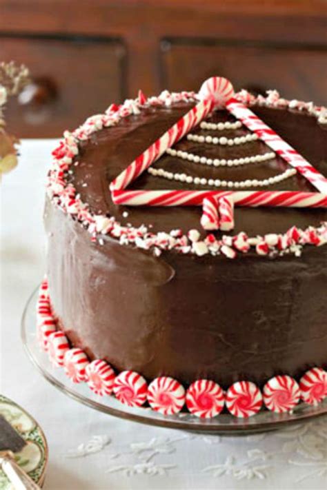 Consider this your ultimate holiday baking guide for easy christmas cakes, pies, trifles and more. Pin on Holiday Dessert Recipes