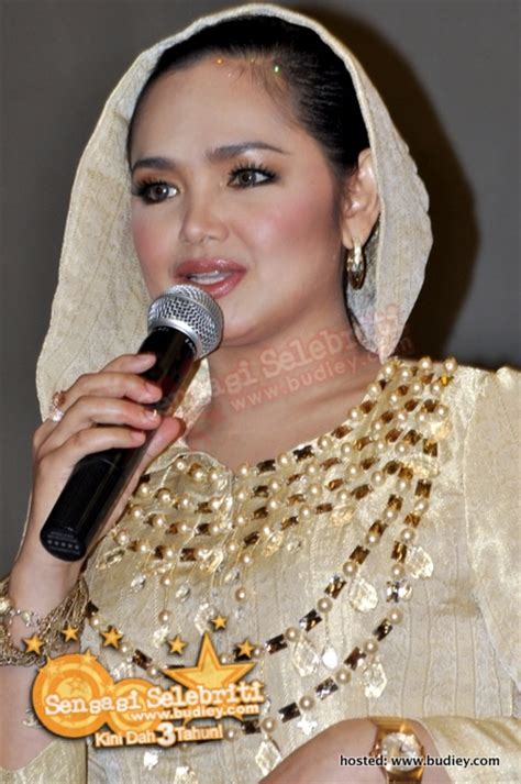 Gambar Siti Nurhaliza Di Pelancaran Simplysiti Gold Edition Budiey