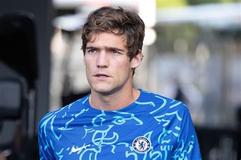 barcelona ‘really close to finally signing marcos alonso from chelsea we ain t got no history