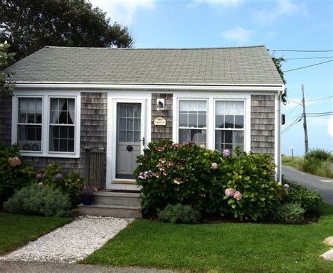 Nantucket Cottage Cottage Style House Exterior
